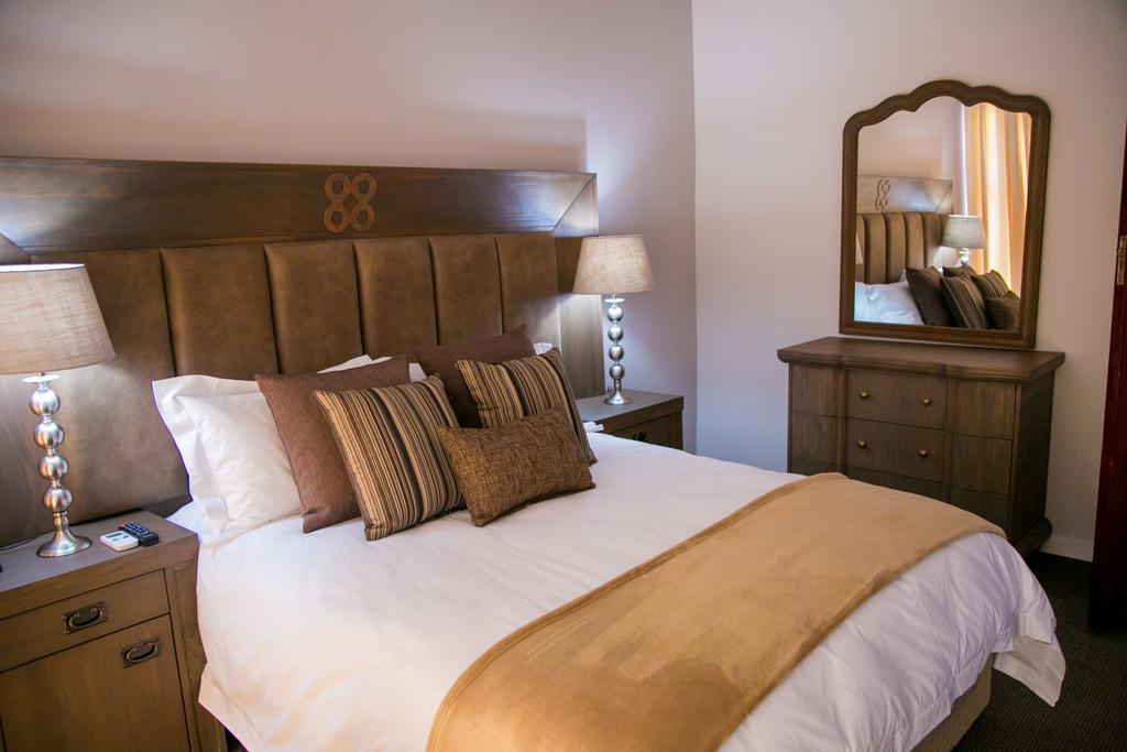 Hotel Jacaranda Harare Zewnętrze zdjęcie