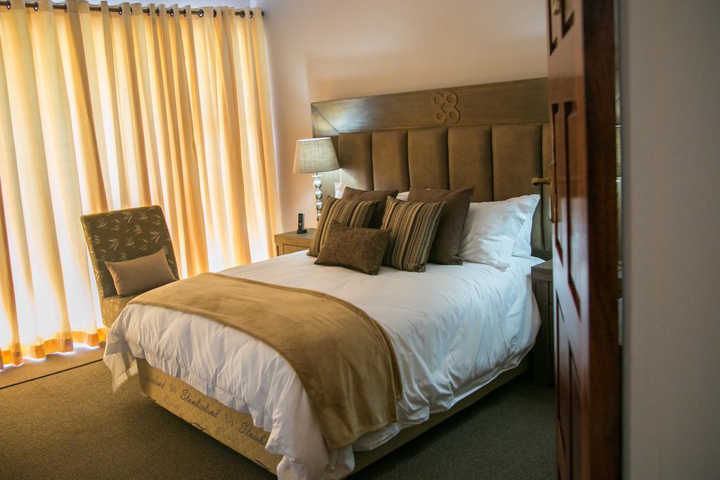 Hotel Jacaranda Harare Zewnętrze zdjęcie