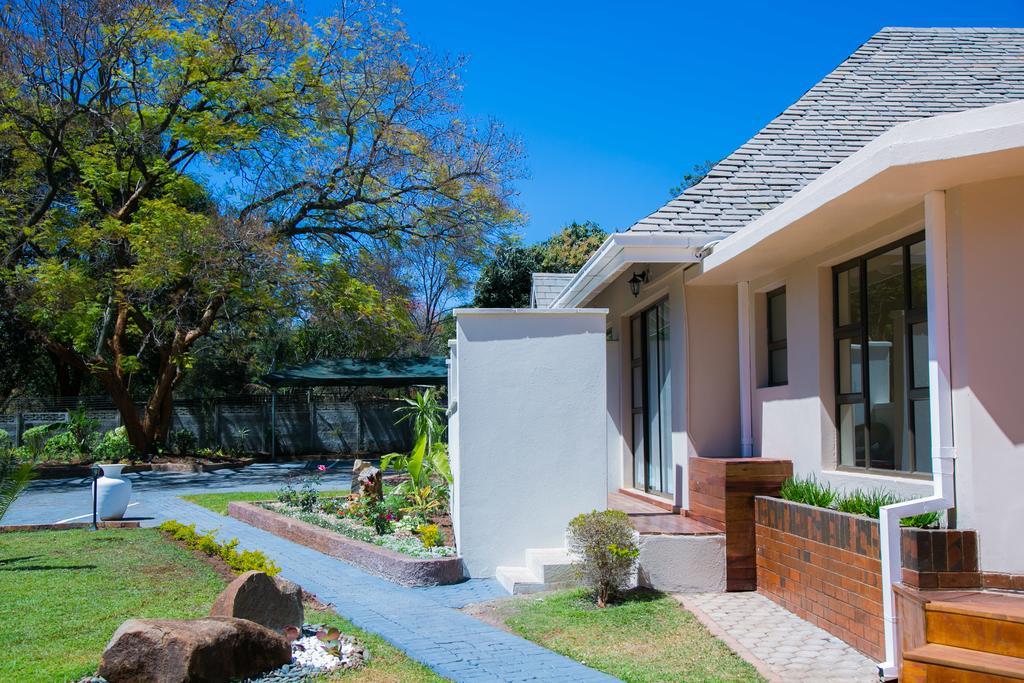 Hotel Jacaranda Harare Zewnętrze zdjęcie